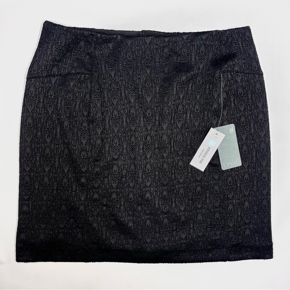 Lyssé Lace Stretch Mini Skirt Black Size 1X (18 - 20)